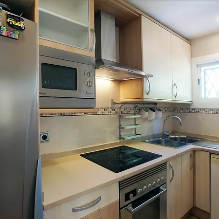 Caravel Be My Guest Apartment Castelldefels